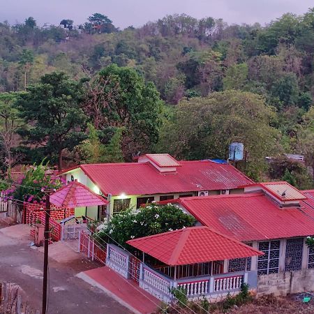 Jenjon Karjat Resort - One Bhk Premium Chalet With Optional Swimming Pool Exterior foto